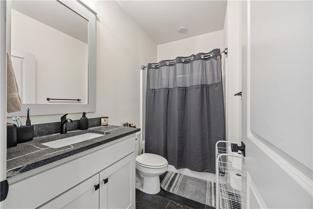 1100 Whistler Street, Bentonville, AR 72713