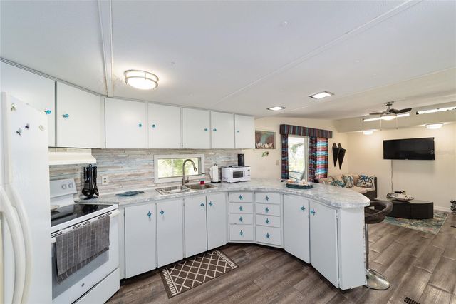 19171 SE 136 COURT, Dunnellon, FL 34431