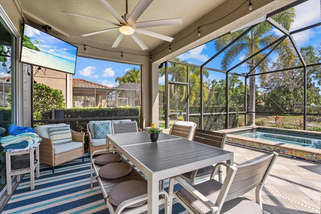 Image 29 of property listing at 5439 CARTAGENA DRIVE, Sarasota, FL 34233