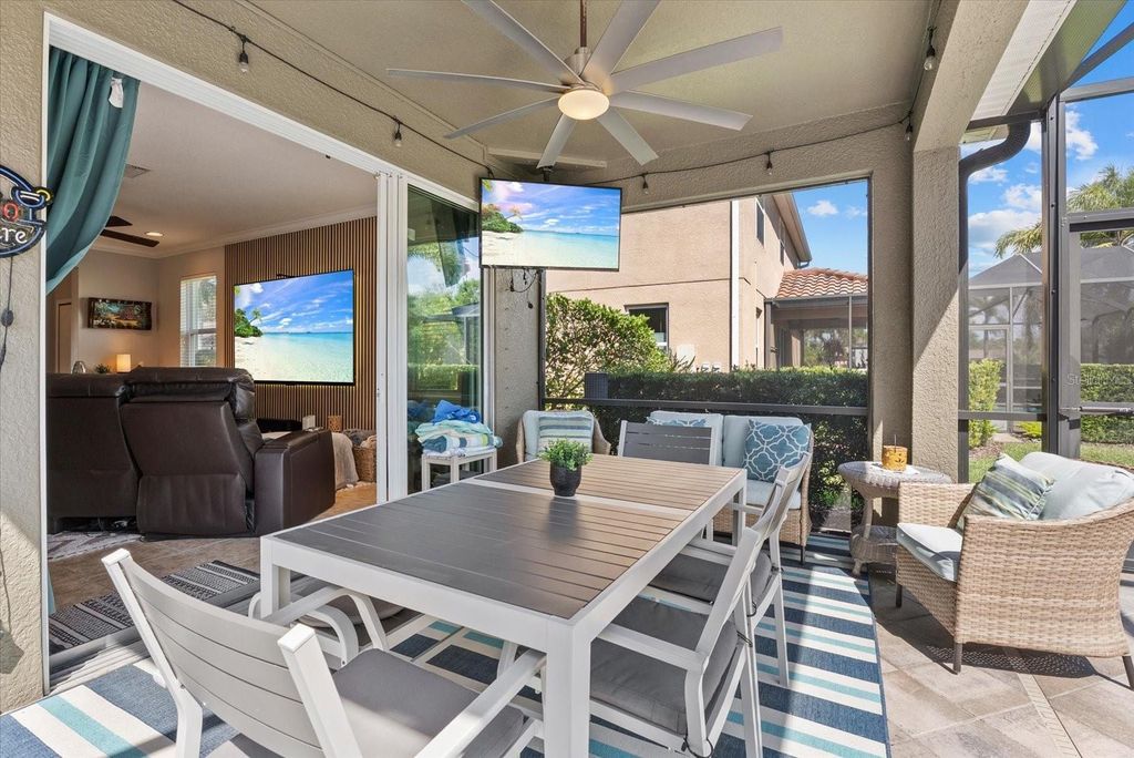 Image 30 of property listing at 5439 CARTAGENA DRIVE, Sarasota, FL 34233