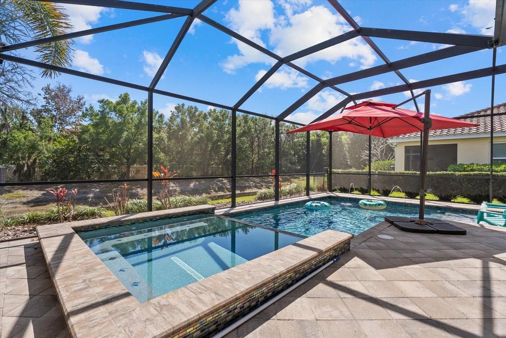 Image 33 of property listing at 5439 CARTAGENA DRIVE, Sarasota, FL 34233