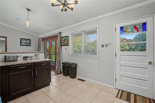 9082 Mary Haynes Drive, Centerville, OH 45458