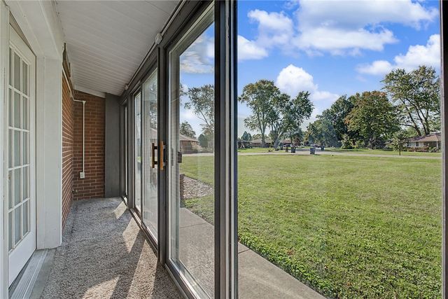 9082 Mary Haynes Drive, Centerville, OH 45458