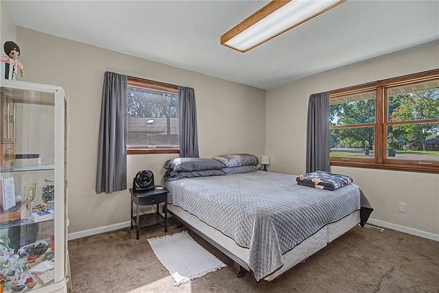 9082 Mary Haynes Drive, Centerville, OH 45458