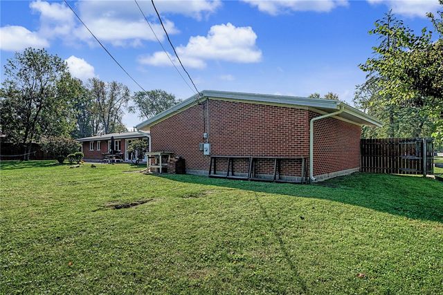 9082 Mary Haynes Drive, Centerville, OH 45458