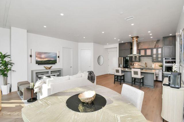 1600 Post Oak Boulevard 807, Houston, TX 77056