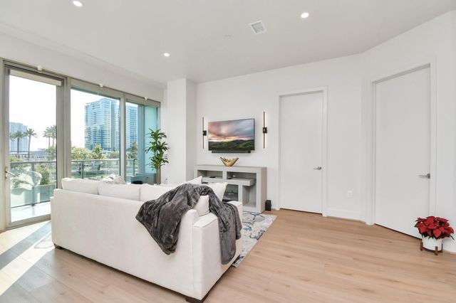 1600 Post Oak Boulevard 807, Houston, TX 77056