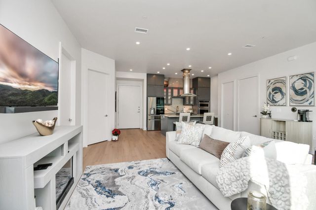 1600 Post Oak Boulevard 807, Houston, TX 77056