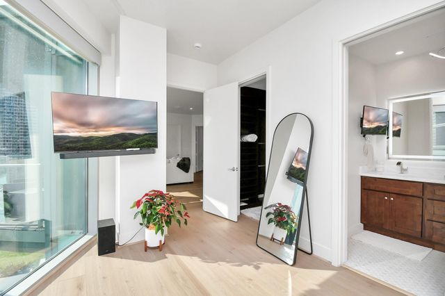 1600 Post Oak Boulevard 807, Houston, TX 77056