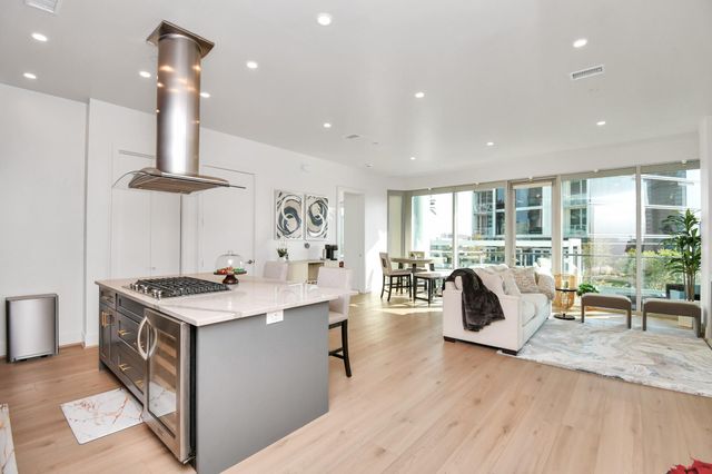 1600 Post Oak Boulevard 807, Houston, TX 77056