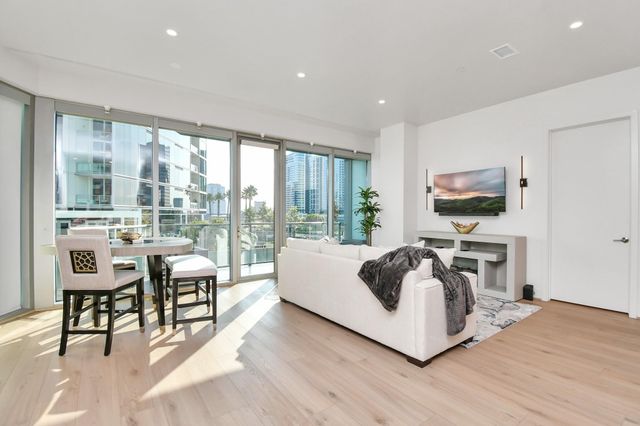 1600 Post Oak Boulevard 807, Houston, TX 77056