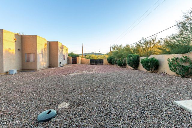 44807 N 12TH Street, New River, AZ 85087