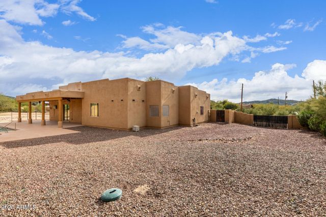 44807 N 12TH Street, New River, AZ 85087