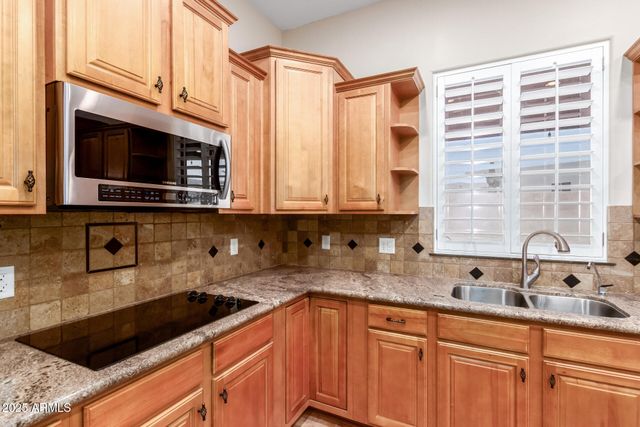 44807 N 12TH Street, New River, AZ 85087