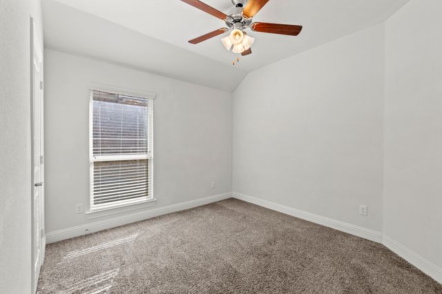 11004 Blaze, Aubrey, TX 76227