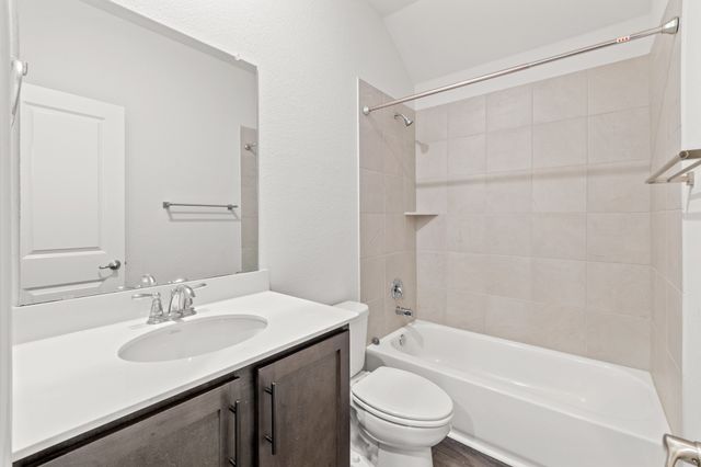 11004 Blaze, Aubrey, TX 76227