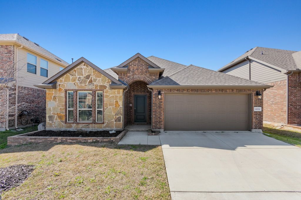 11004 Blaze, Aubrey, TX 76227