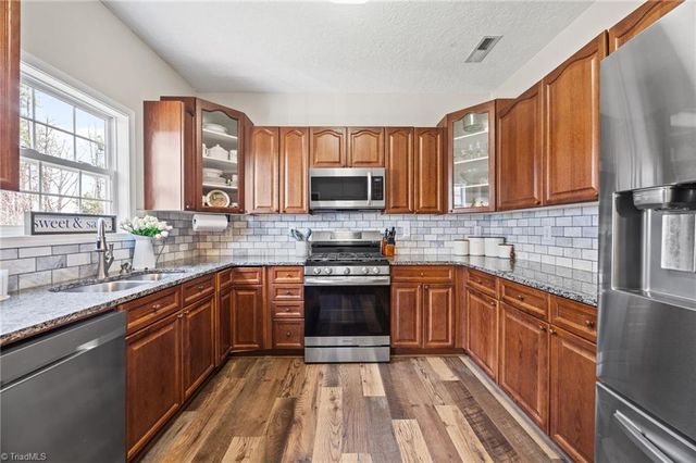 196 Elisha Creek Drive, Mocksville, NC 27028