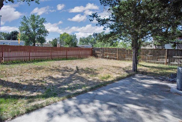 2774 Phyllis Cir S, Billings, MT 59102