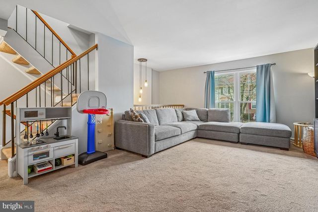 7309 RHONDDA DR, Lorton, VA 22079