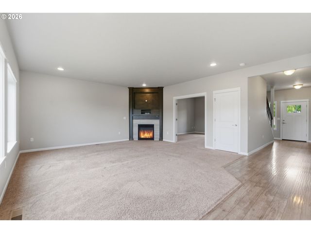 3091 Ne HIDDEN MEADOW Dr, Mc Minnville, OR 97128