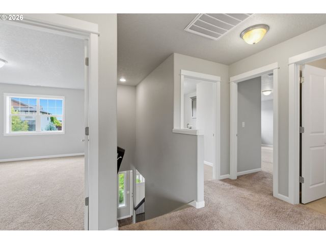3091 Ne HIDDEN MEADOW Dr, Mc Minnville, OR 97128