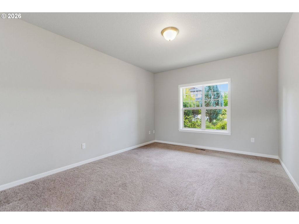 Image 15 of property listing at 3091 Ne HIDDEN MEADOW Dr, Mc Minnville, OR 97128
