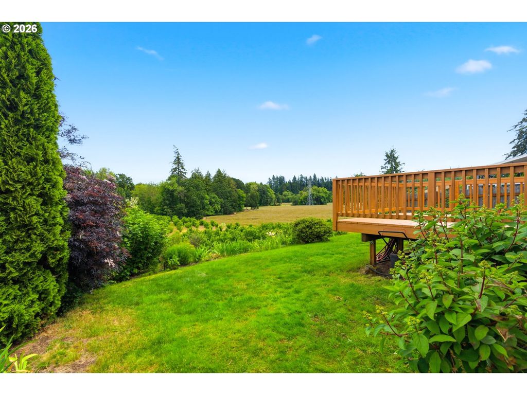 Image 18 of property listing at 3091 Ne HIDDEN MEADOW Dr, Mc Minnville, OR 97128