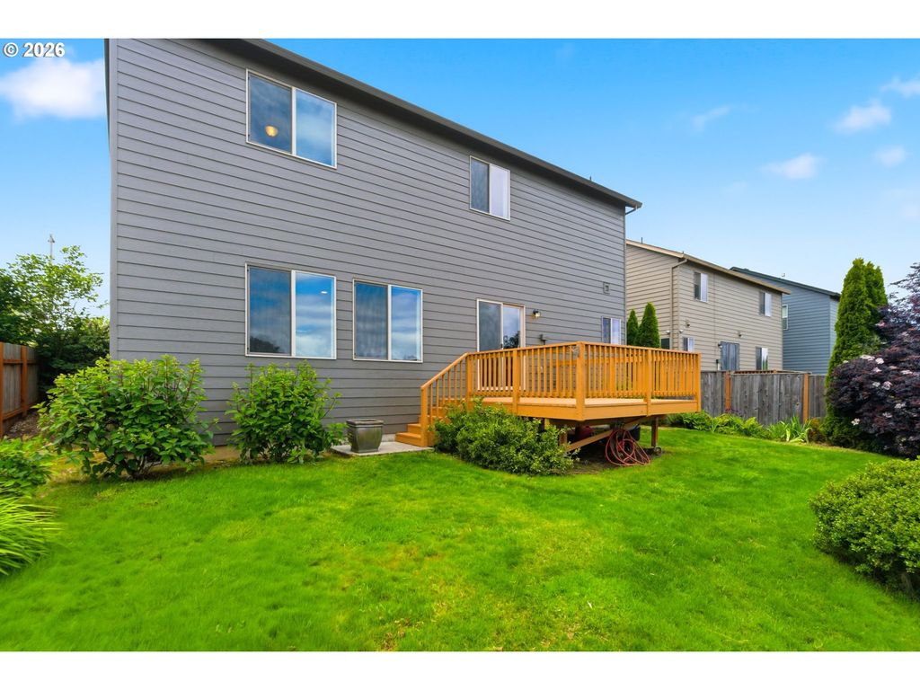 Image 19 of property listing at 3091 Ne HIDDEN MEADOW Dr, Mc Minnville, OR 97128