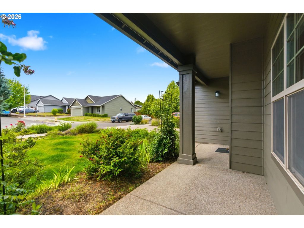 Image 21 of property listing at 3091 Ne HIDDEN MEADOW Dr, Mc Minnville, OR 97128