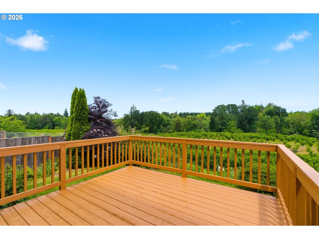 Image 22 of property listing at 3091 Ne HIDDEN MEADOW Dr, Mc Minnville, OR 97128