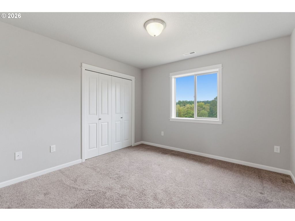 Image 32 of property listing at 3091 Ne HIDDEN MEADOW Dr, Mc Minnville, OR 97128