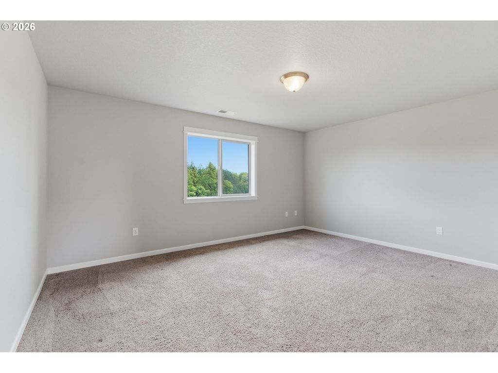 Image 35 of property listing at 3091 Ne HIDDEN MEADOW Dr, Mc Minnville, OR 97128