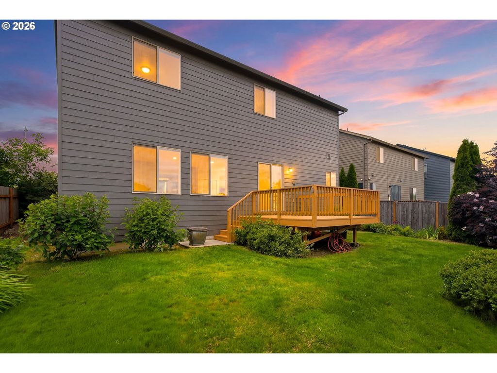 Image 4 of property listing at 3091 Ne HIDDEN MEADOW Dr, Mc Minnville, OR 97128