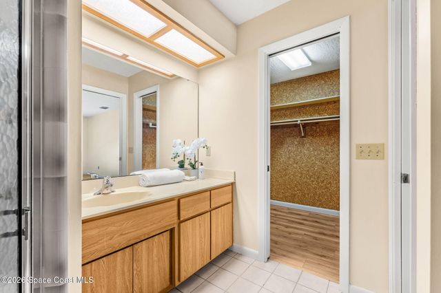 2213 Woodlawn Circle, Melbourne, FL 32934