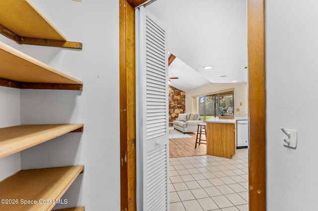 2213 Woodlawn Circle, Melbourne, FL 32934