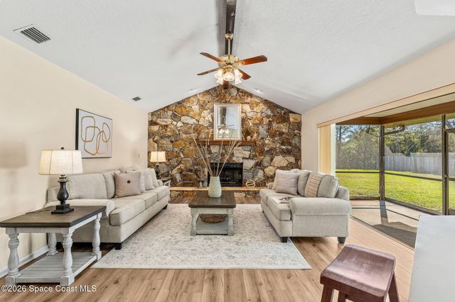 2213 Woodlawn Circle, Melbourne, FL 32934