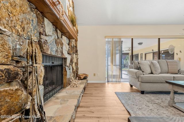 2213 Woodlawn Circle, Melbourne, FL 32934