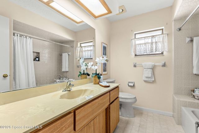 2213 Woodlawn Circle, Melbourne, FL 32934