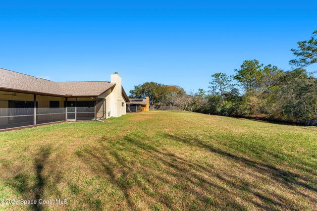 2213 Woodlawn Circle, Melbourne, FL 32934