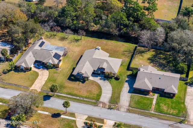 2213 Woodlawn Circle, Melbourne, FL 32934