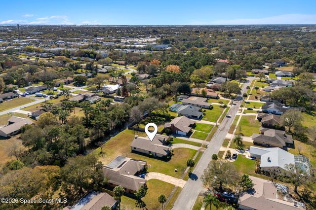 2213 Woodlawn Circle, Melbourne, FL 32934