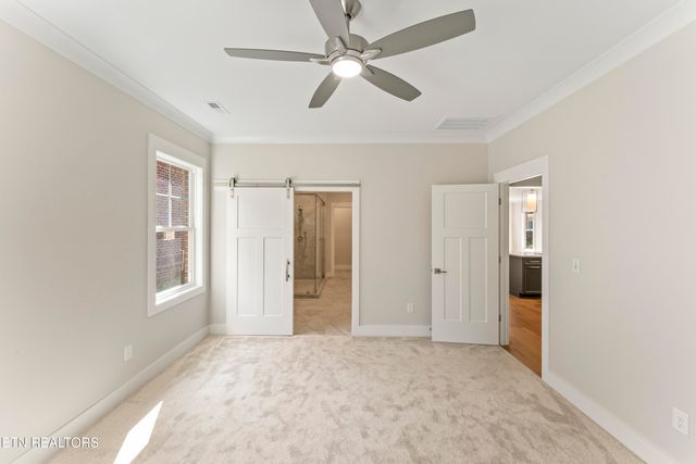 85 Royal Troon Circle, Oak Ridge, TN 37830
