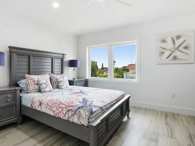 519 Coral Sands Way, Hutchinson Island, FL 34949
