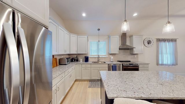 16 Wedge Drive, Lakeville, MA 02347