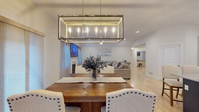 16 Wedge Drive, Lakeville, MA 02347