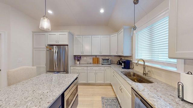 16 Wedge Drive, Lakeville, MA 02347