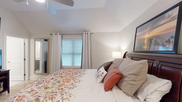 16 Wedge Drive, Lakeville, MA 02347