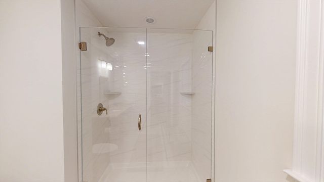 16 Wedge Drive, Lakeville, MA 02347