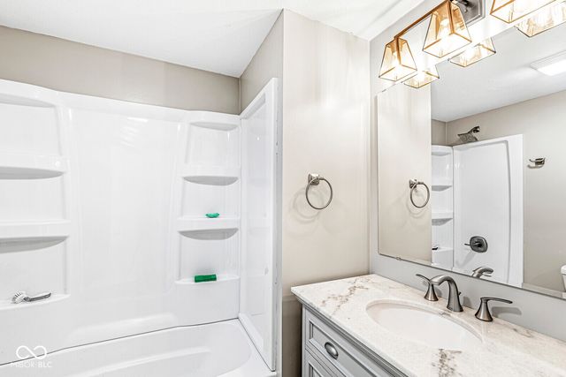 68 E 500 N, Anderson, IN 46012